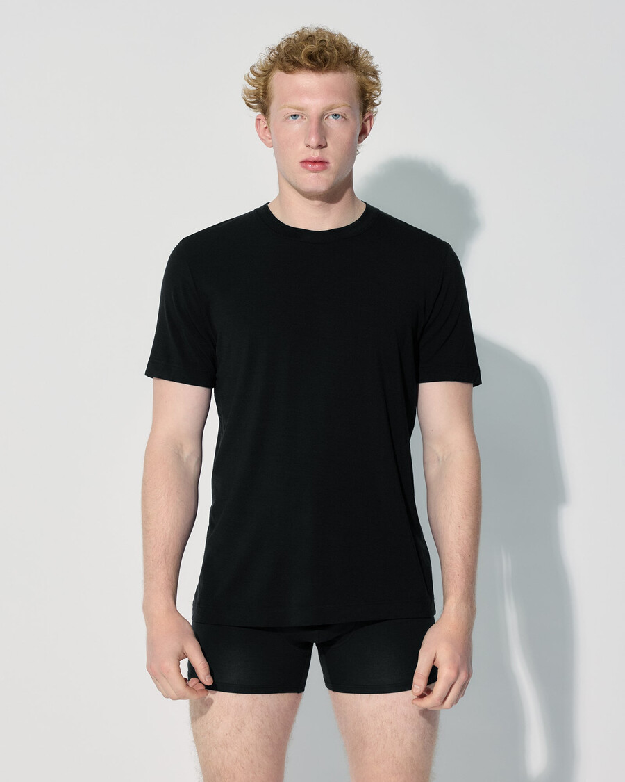 mens merino blend t-shirt in black shop now — cdlp