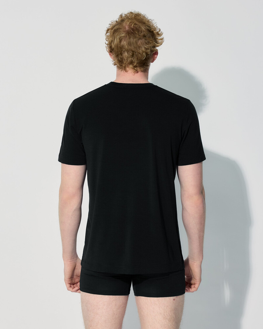 mens merino blend t-shirt in black shop now — cdlp