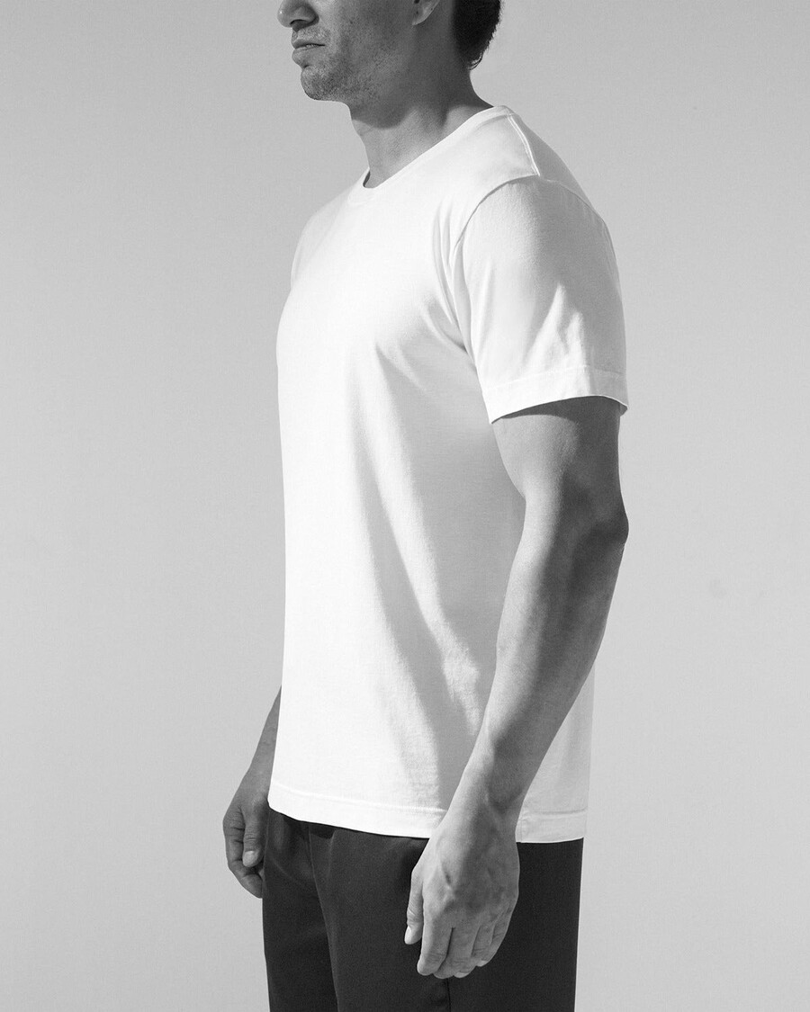 3 × mens midweight t-shirt in white shop now — cdlp