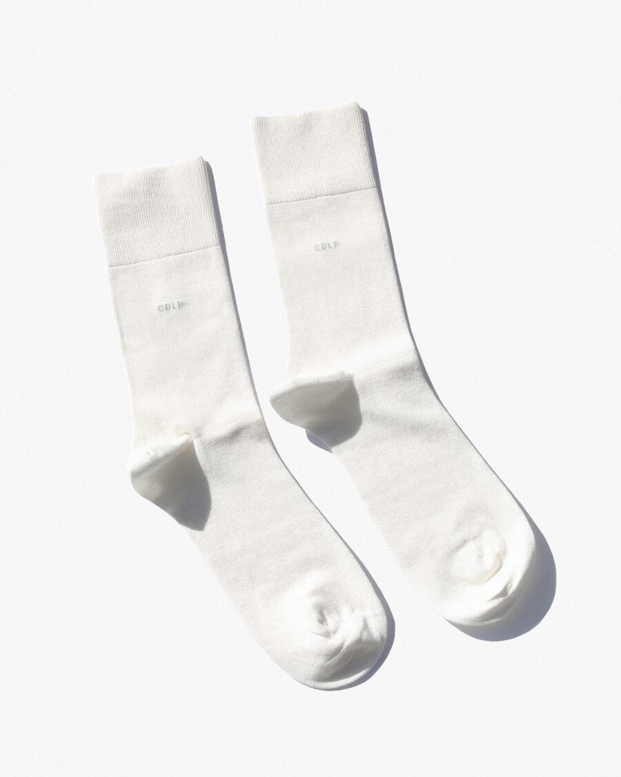 5 × mens mid length bamboo socks in white shop now — cdlp