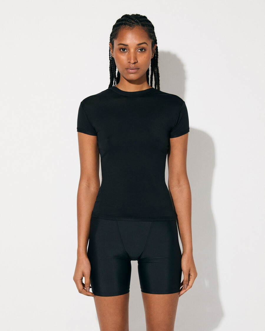 womens lightweight t-shirt in black shop now — cdlp