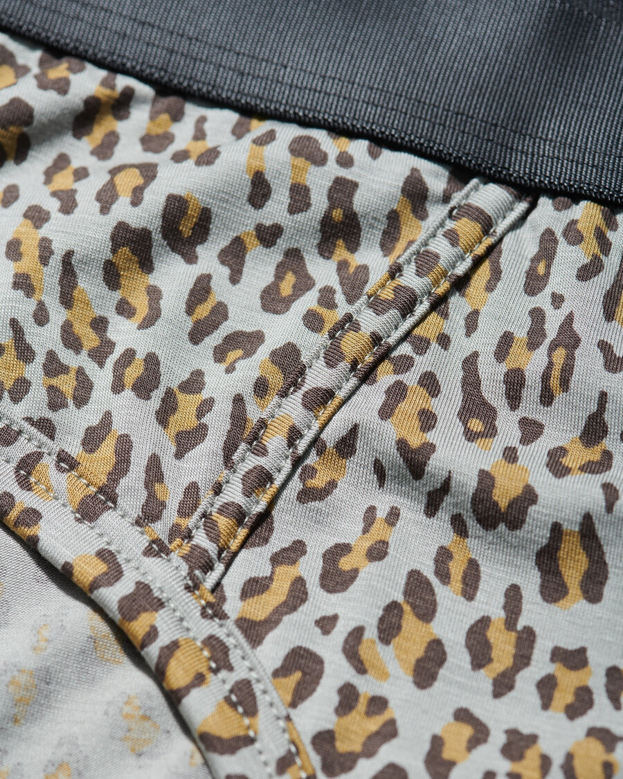 12 × mens y-brief in mocca leopard black white shop now — cdlp